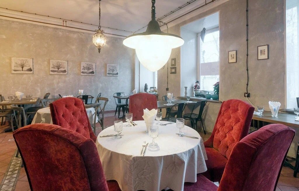 фото Есть хинкали & Пить вино на Тверской