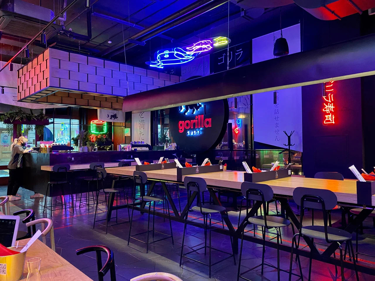 фото Gorilla by Баста на Мясницкой