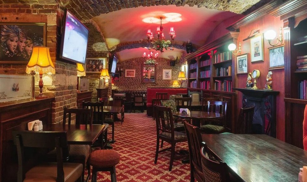 фото Punch & Judy Pub