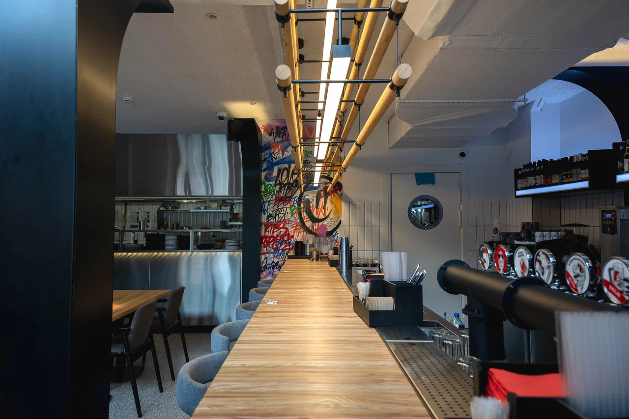 фото Frank by Баста Комсомольская