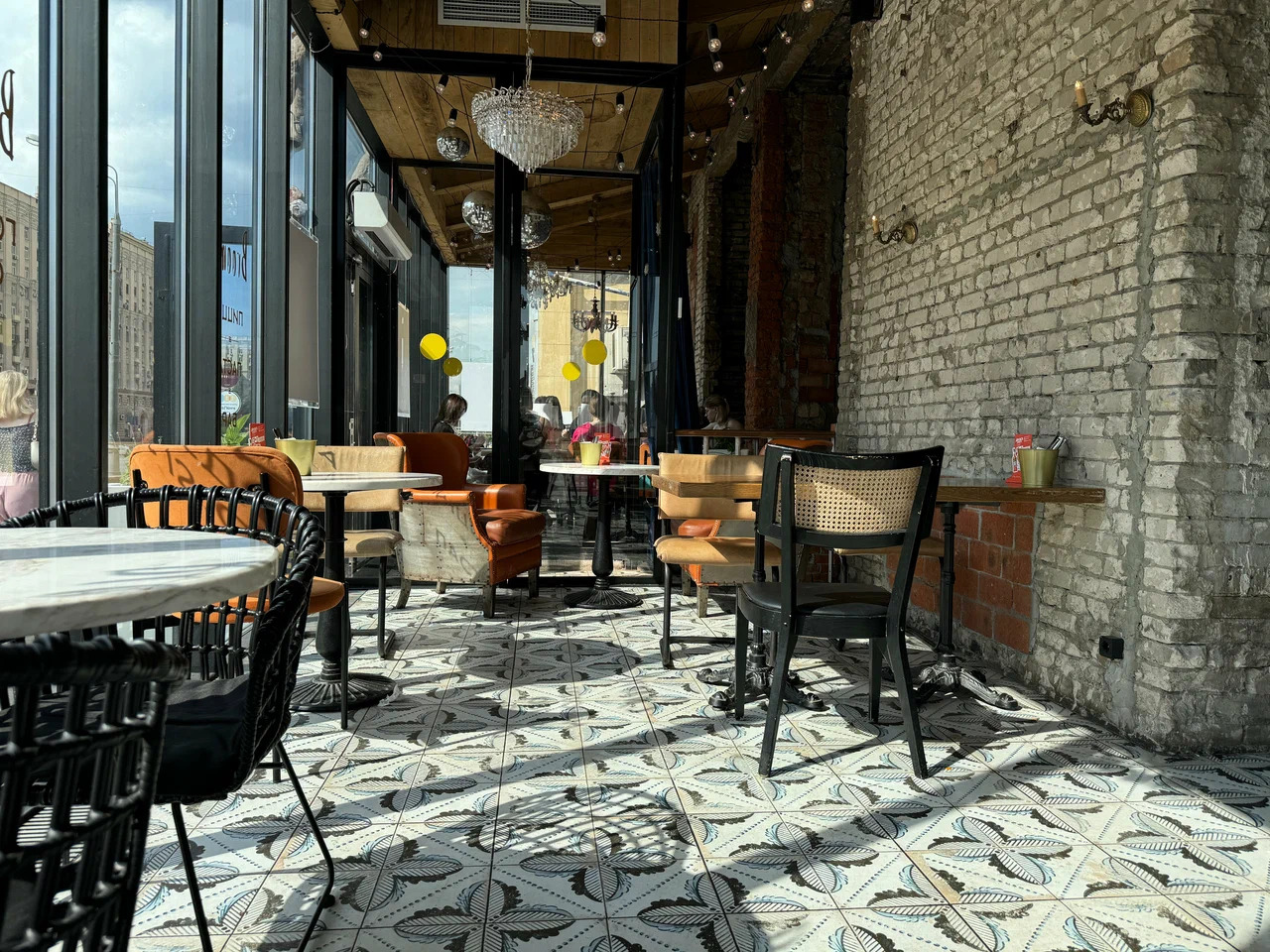 фото Brooms на Алексеевской