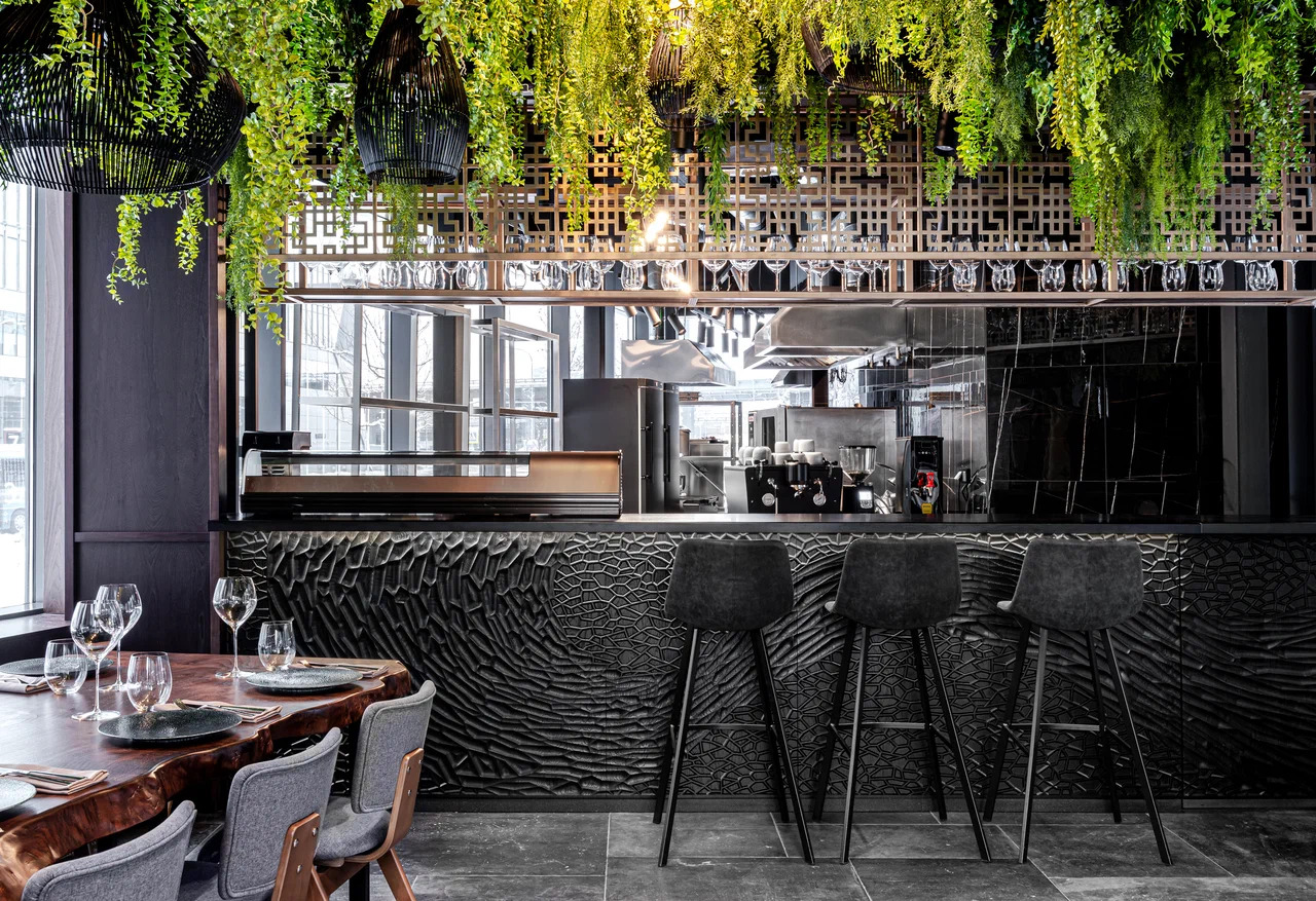 фото Bluefin Sushi Oysters